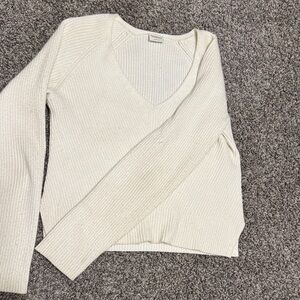 Abercrombie Cream V-Neck Sweater
